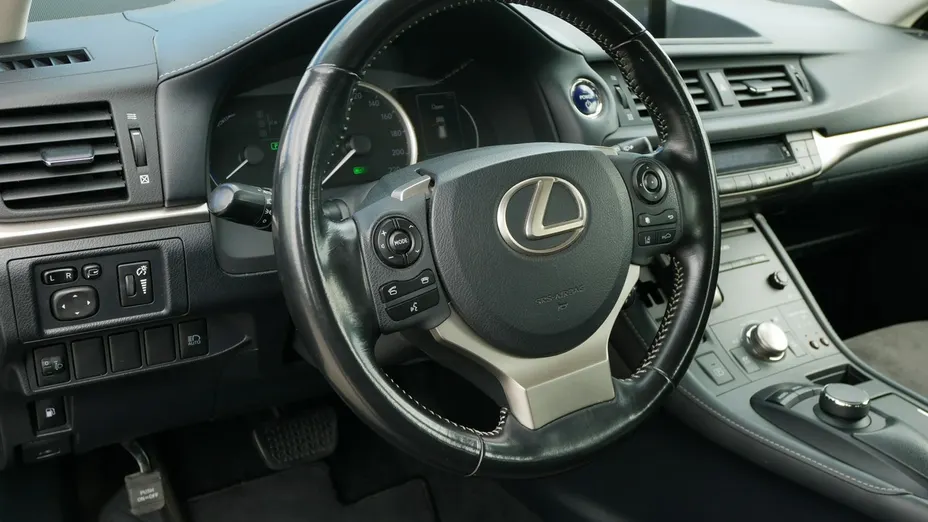 LEXUS CT -