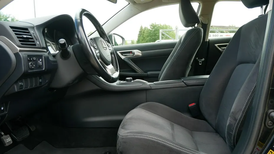 LEXUS CT -