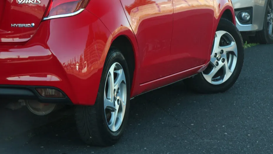 TOYOTA Yaris -
