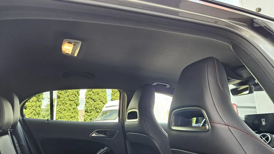 MERCEDES-BENZ GLA -