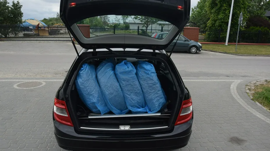 MERCEDES-BENZ C Klasa -