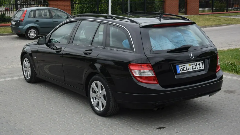 MERCEDES-BENZ C Klasa -