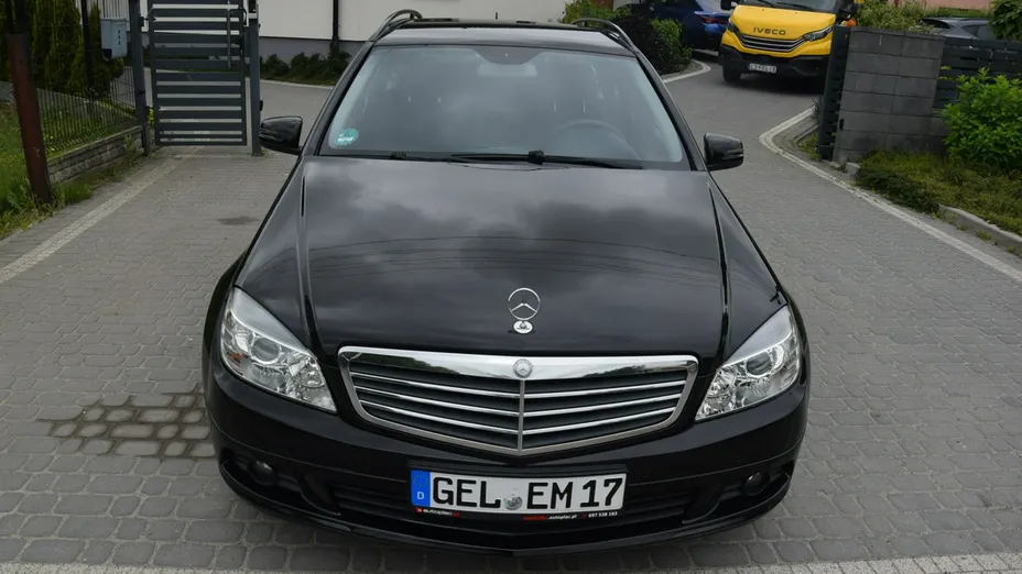 MERCEDES-BENZ C Klasa -