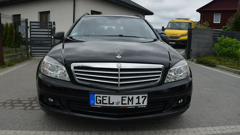 MERCEDES-BENZ C Klasa -
