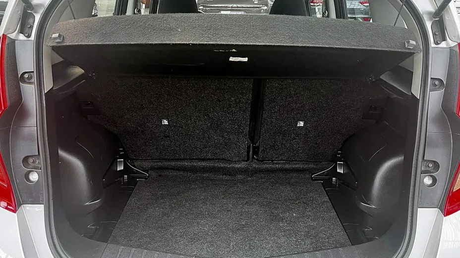 NISSAN Note -