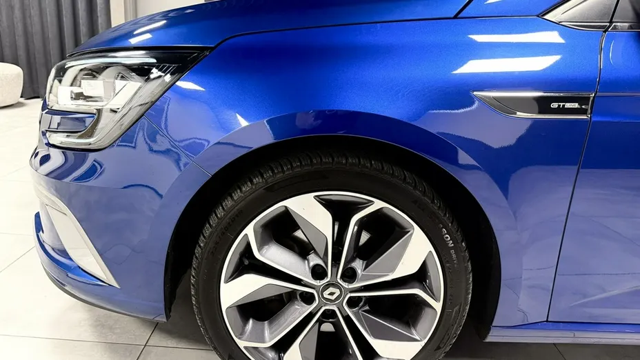RENAULT Megane -