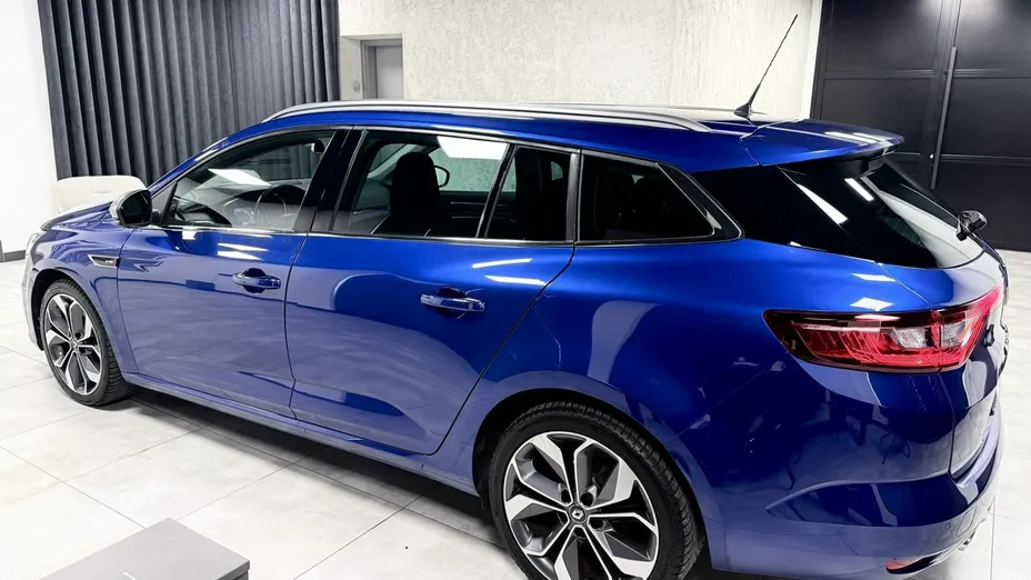 RENAULT Megane -