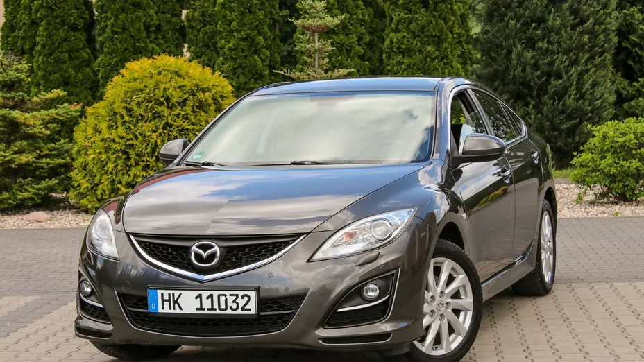 MAZDA 6 -