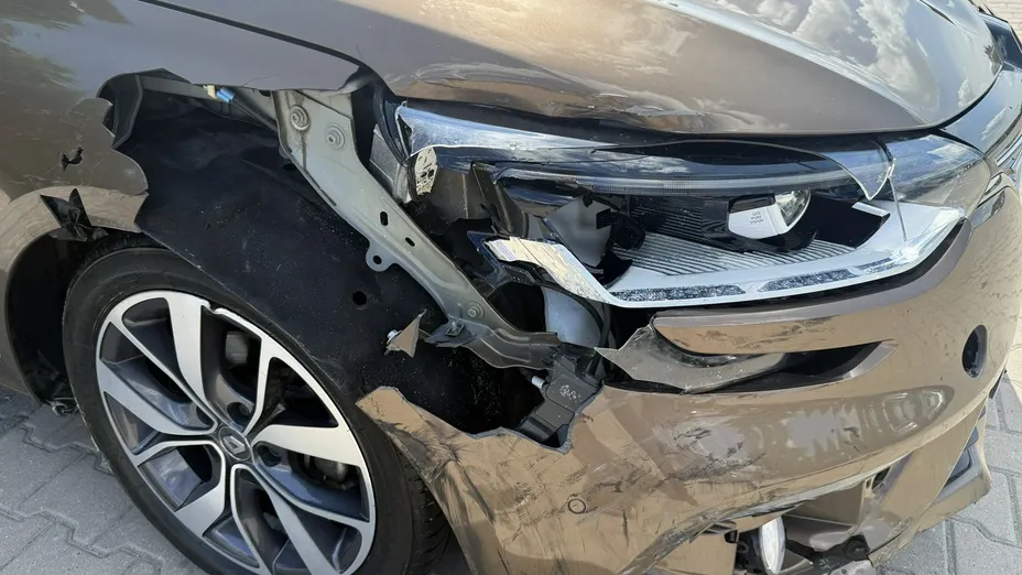 RENAULT Megane -