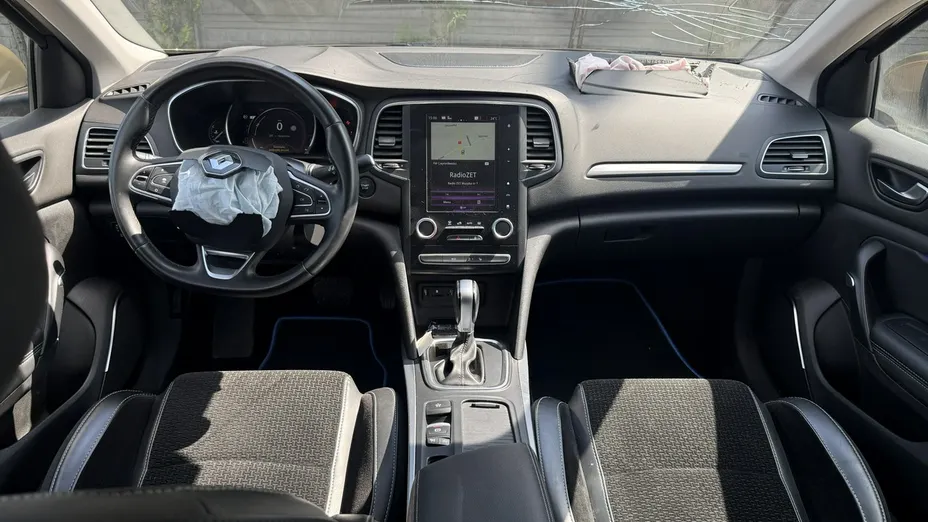 RENAULT Megane -