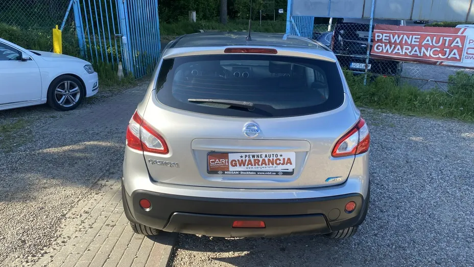 NISSAN Qashqai -