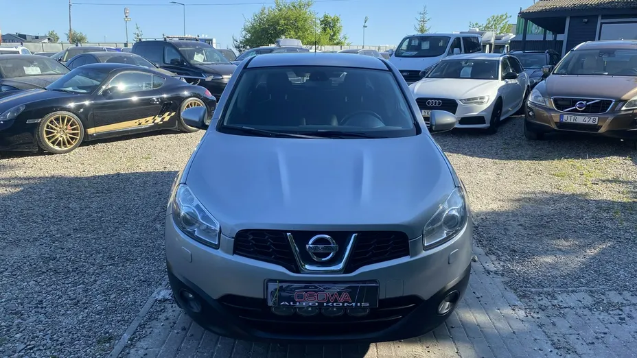NISSAN Qashqai -
