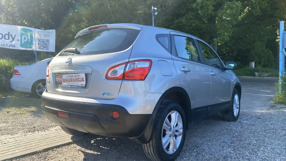 NISSAN Qashqai -