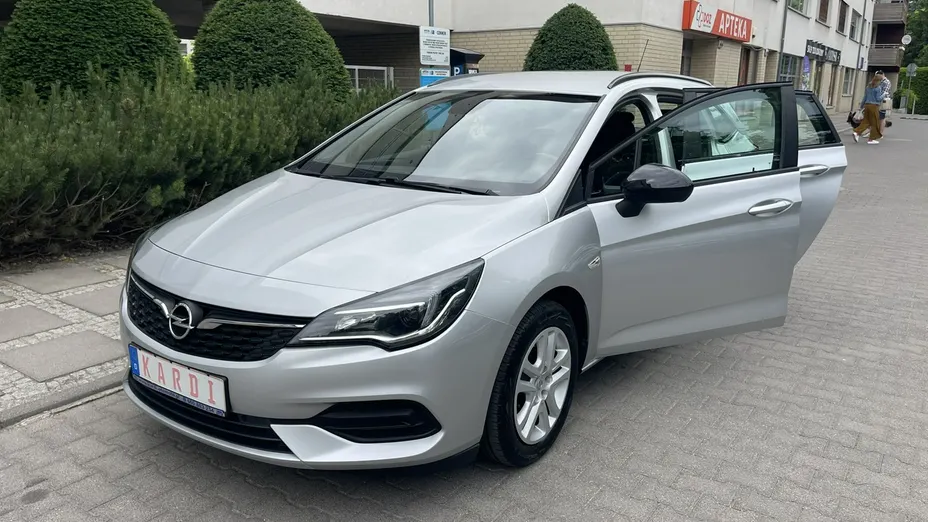 OPEL Astra -