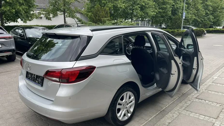 OPEL Astra -