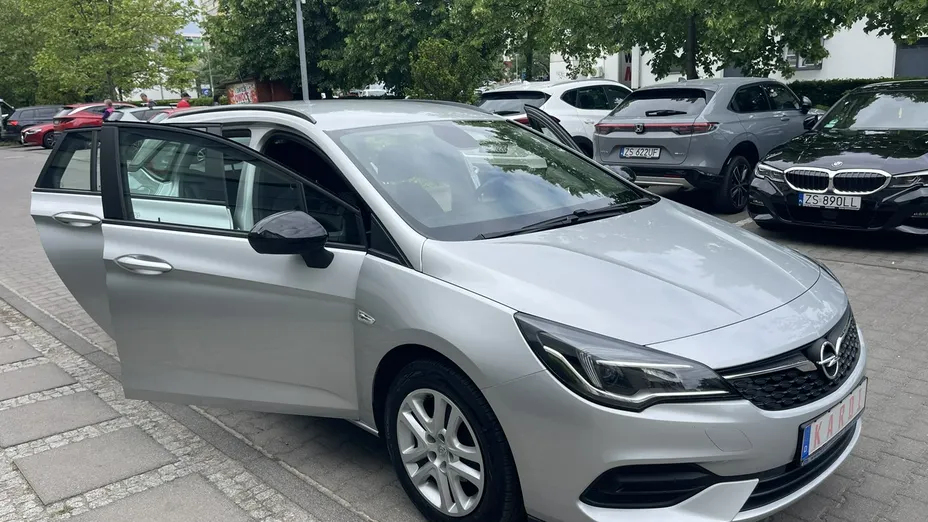 OPEL Astra -