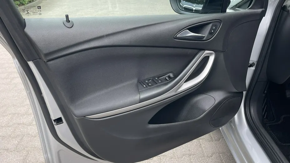 OPEL Astra -