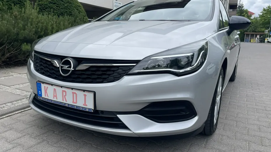 OPEL Astra -
