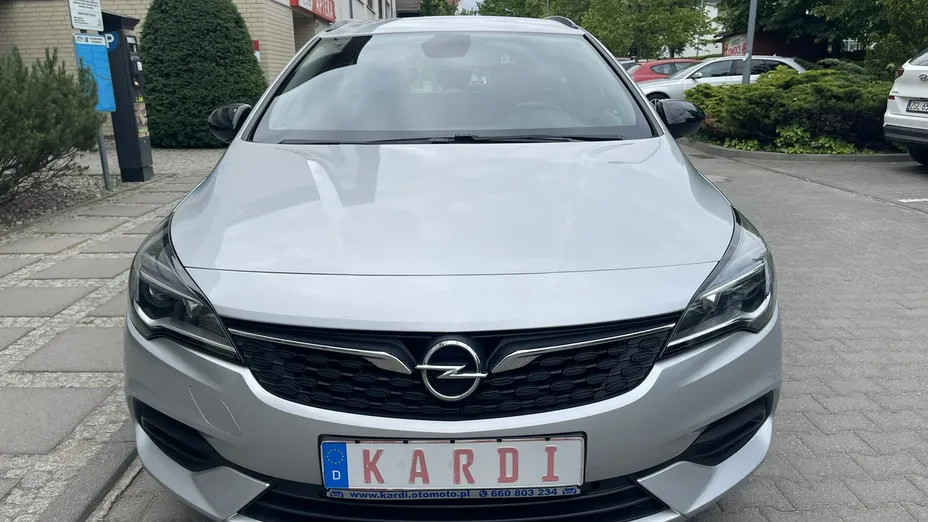 OPEL Astra -