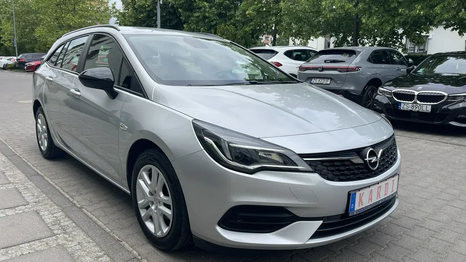 OPEL Astra -