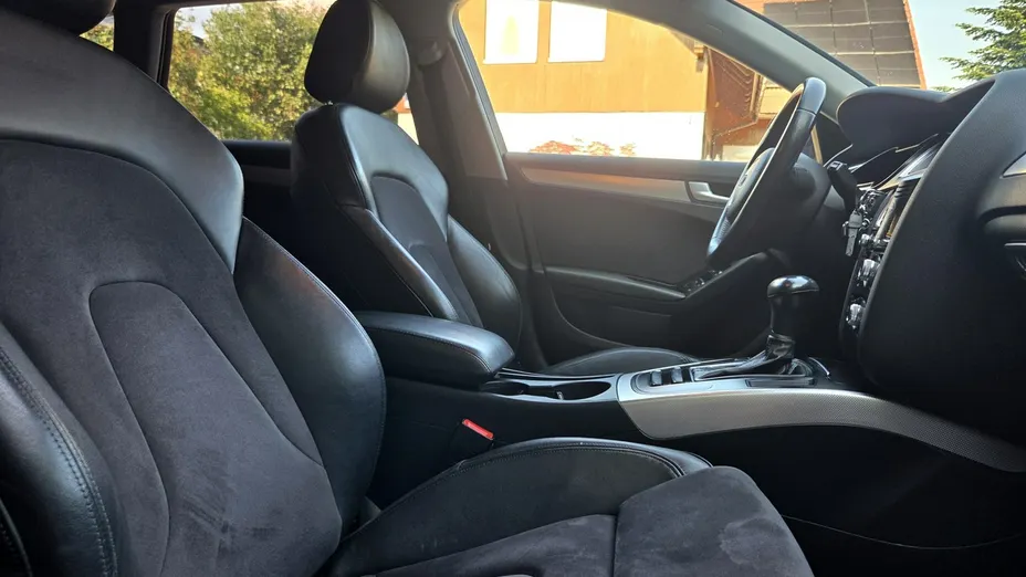 AUDI A4 -