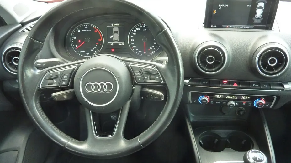 AUDI A3 Sportback -