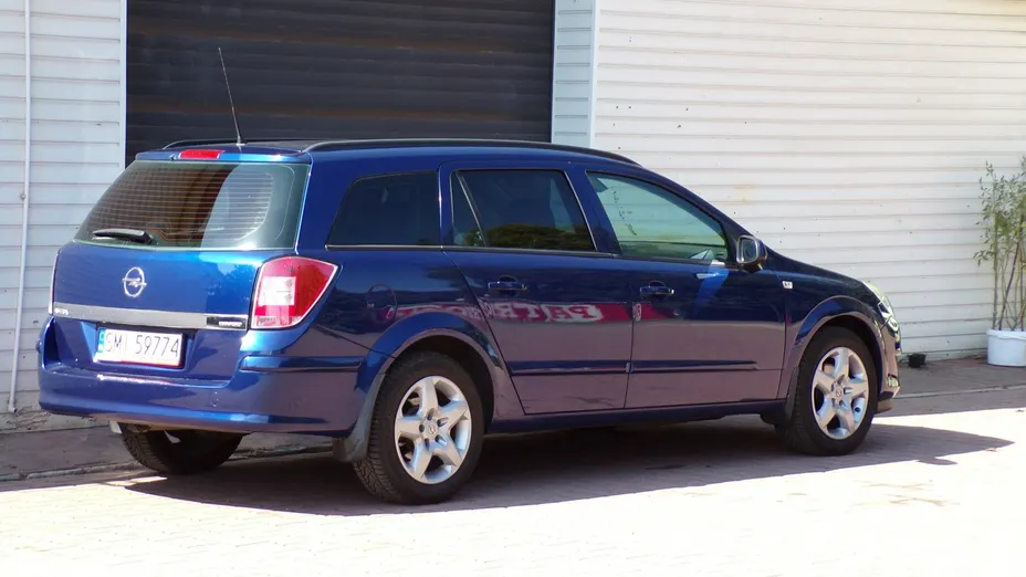 OPEL Astra -