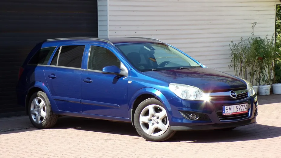 OPEL Astra -