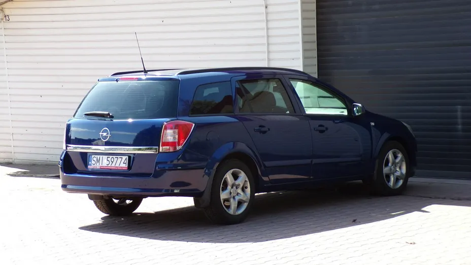 OPEL Astra -