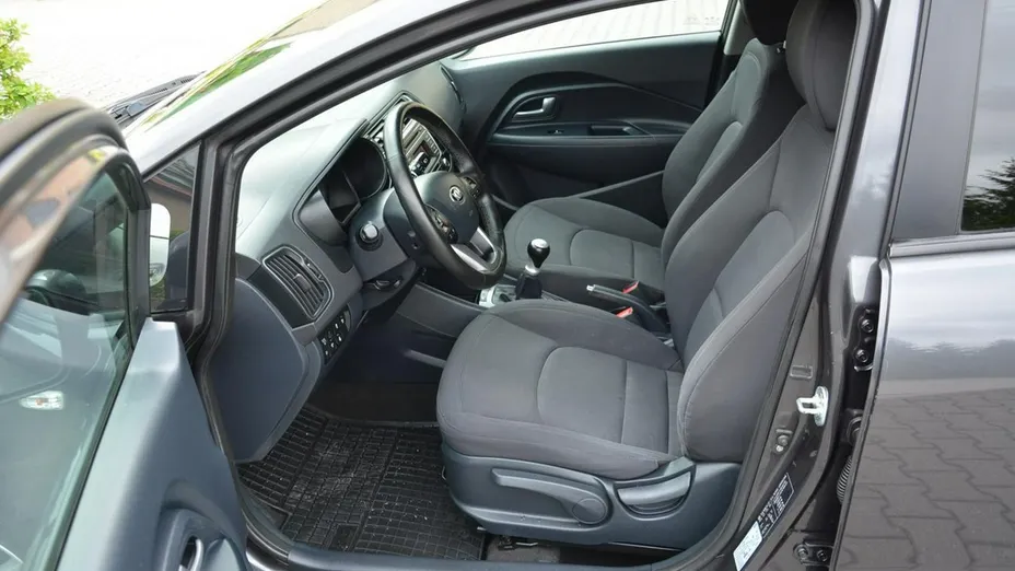 KIA Rio -