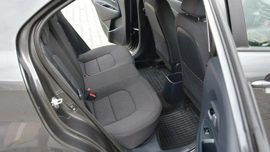 KIA Rio -