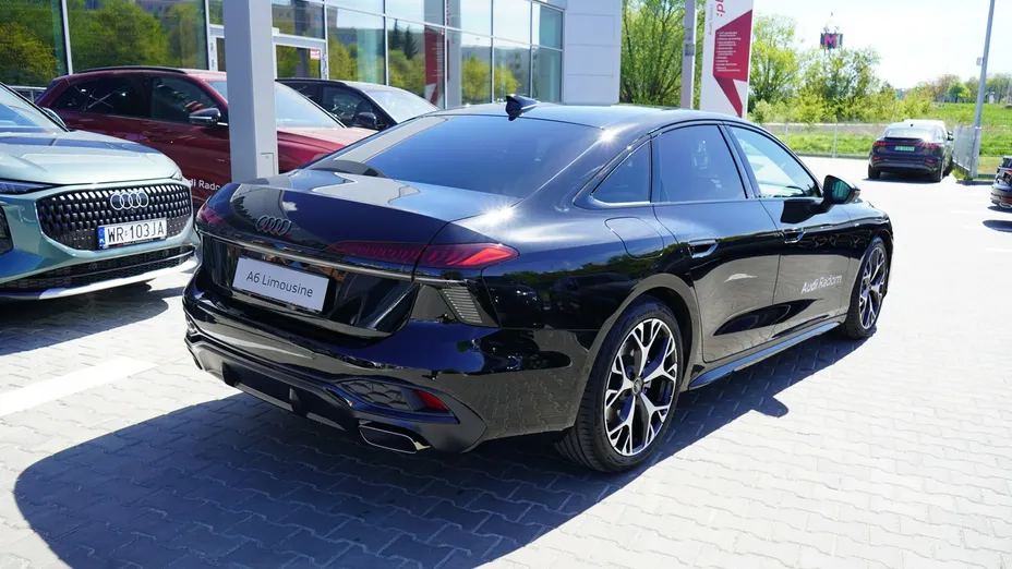 AUDI A6 -