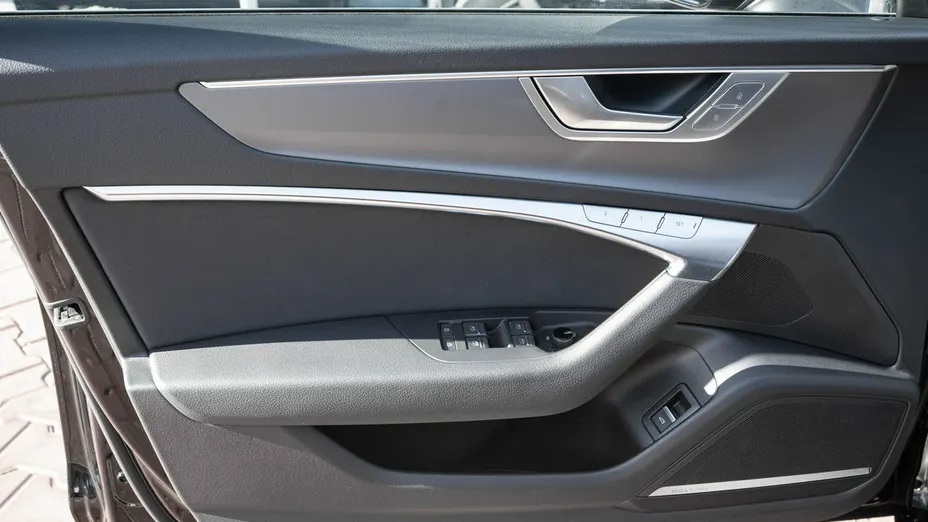 AUDI A6 Avant -
