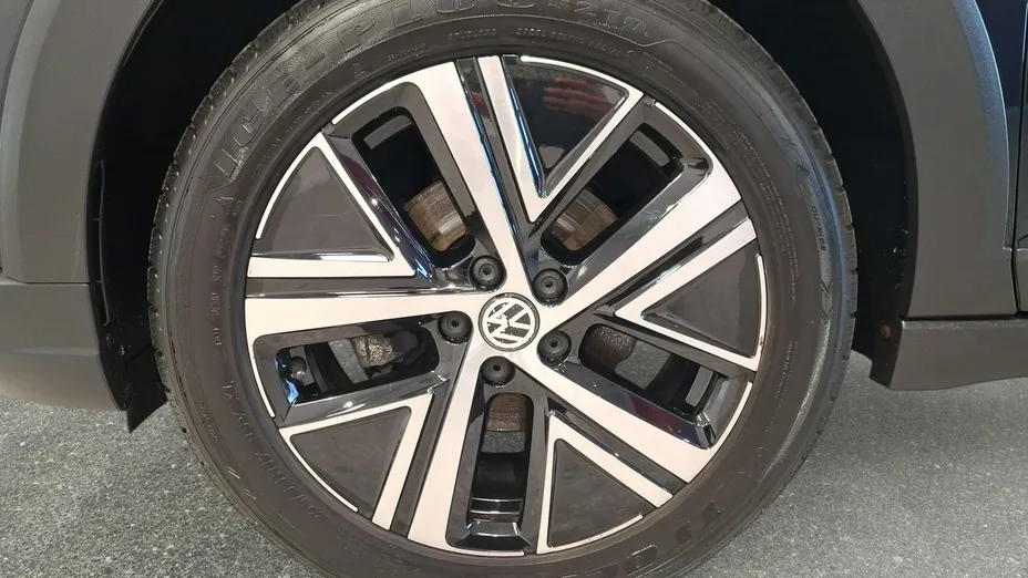VOLKSWAGEN Taigo -
