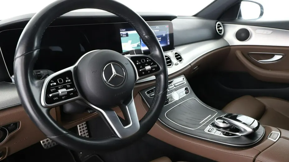 MERCEDES-BENZ E Klasa -