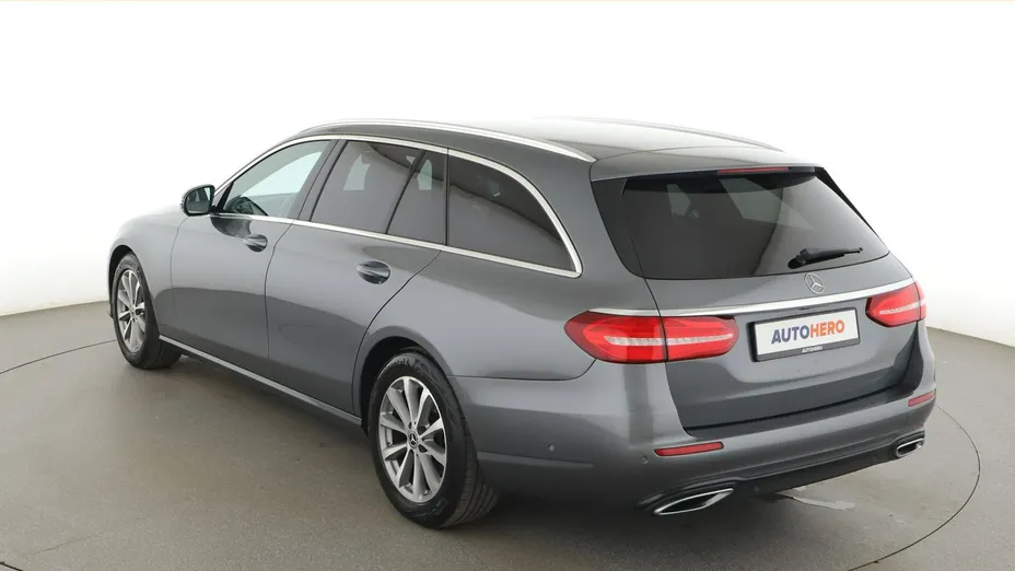 MERCEDES-BENZ E Klasa -