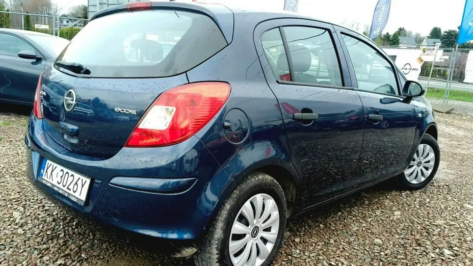 OPEL Corsa -