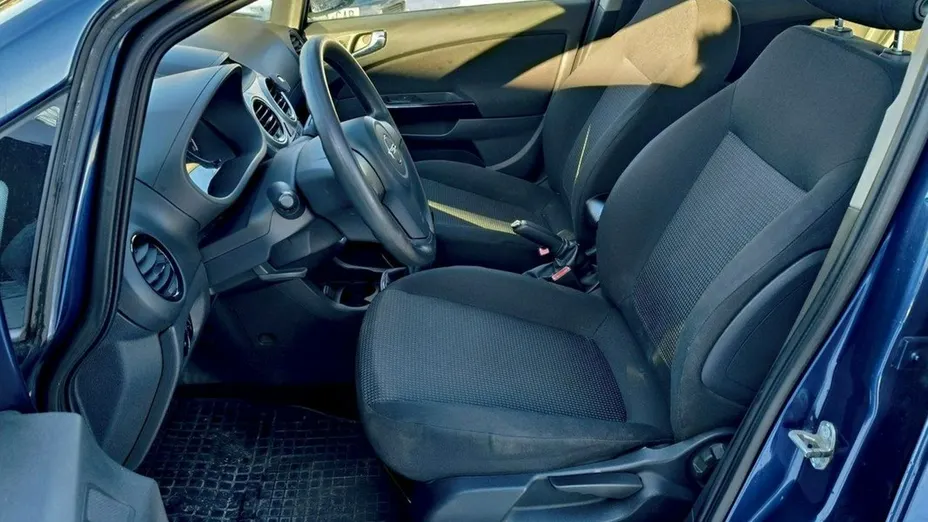 OPEL Corsa -