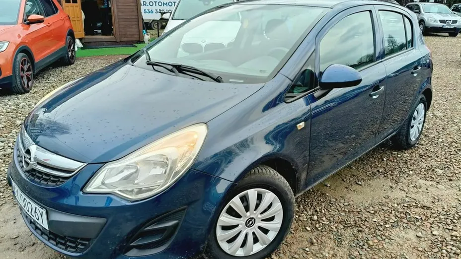 OPEL Corsa -