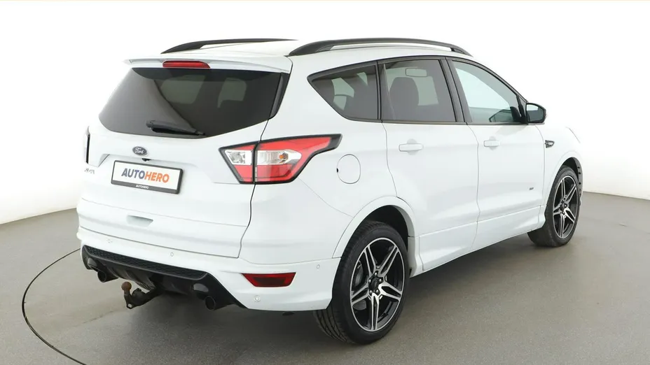 FORD Kuga -