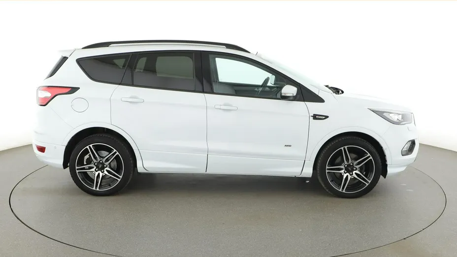 FORD Kuga -