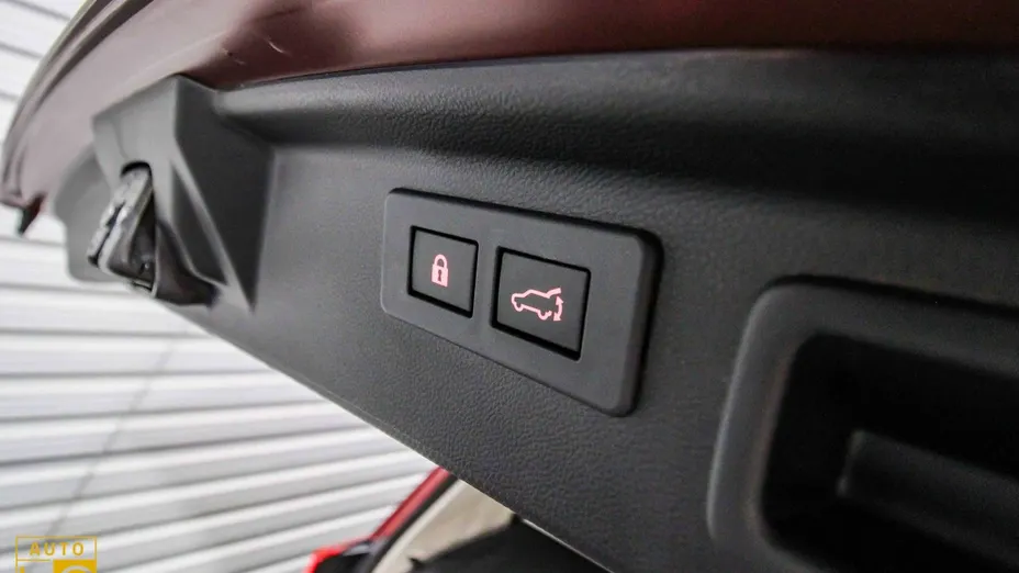 SUBARU Forester -