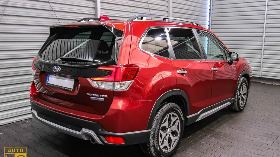 SUBARU Forester -