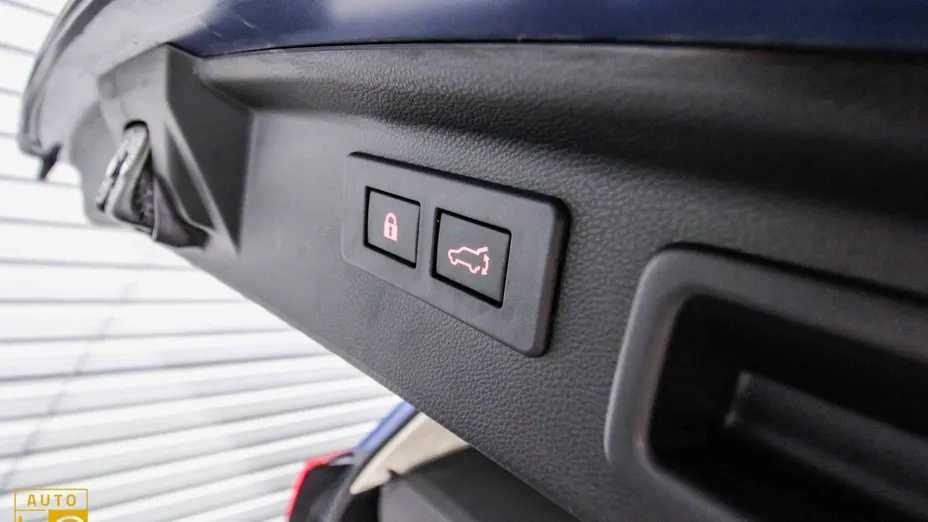 SUBARU Forester -