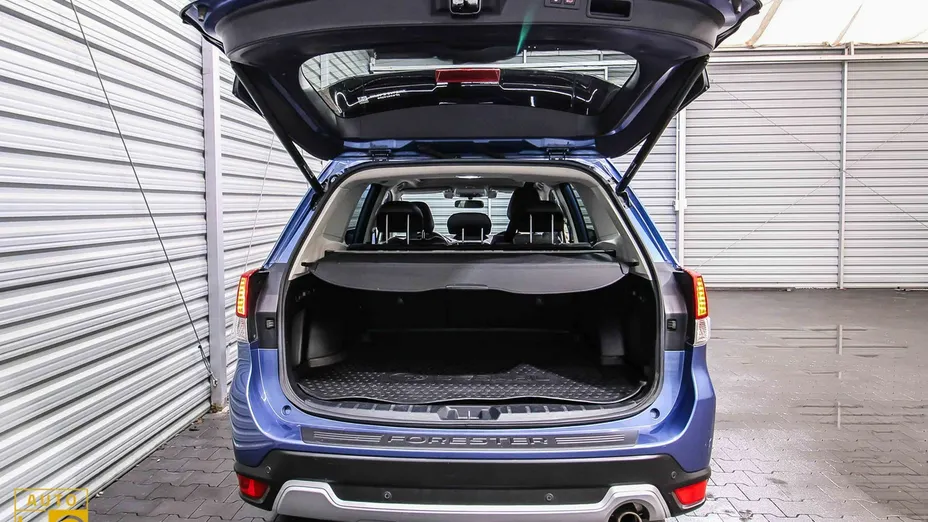 SUBARU Forester -