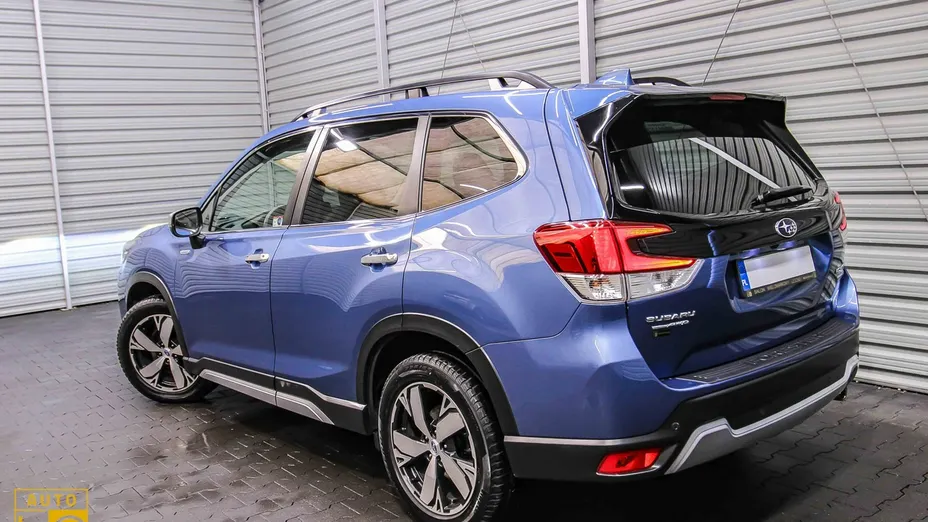 SUBARU Forester -