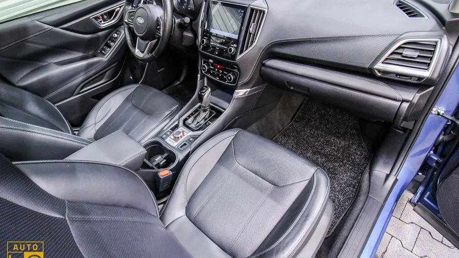 SUBARU Forester -