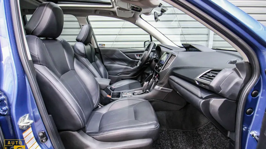 SUBARU Forester -