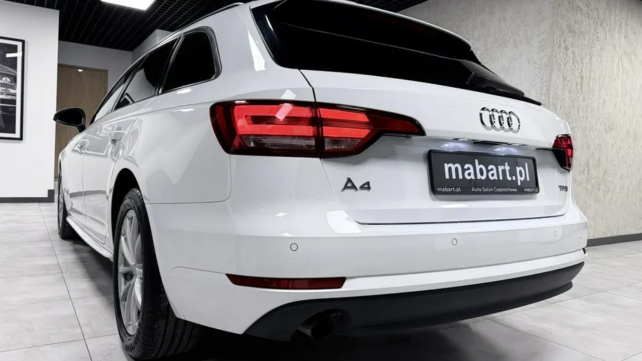 AUDI A4 -