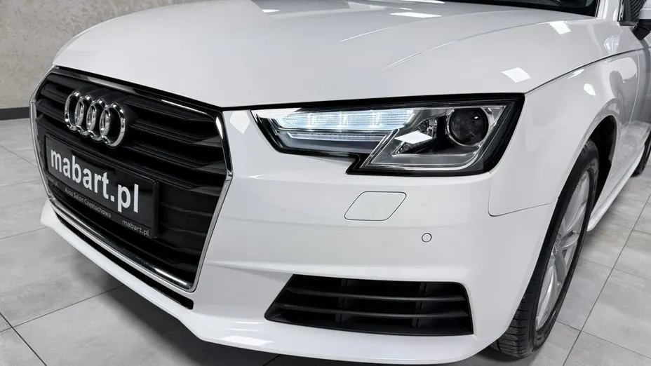 AUDI A4 -